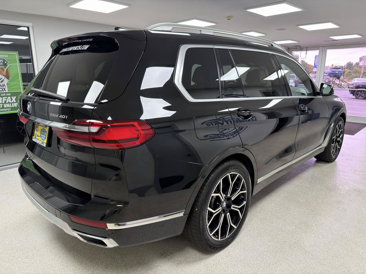 Used 2021 BMW X7 xDrive40i w/ Executive Package AWD/4WD image 3