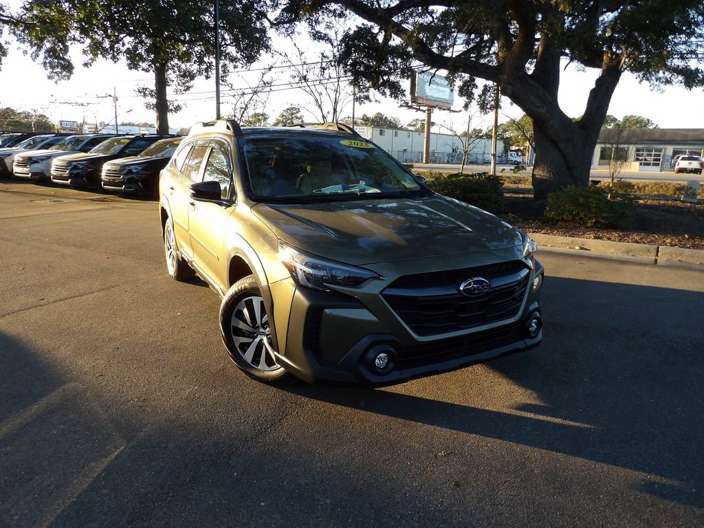 Used 2025 Subaru Outback Premium w/ Popular Package #1 image 3