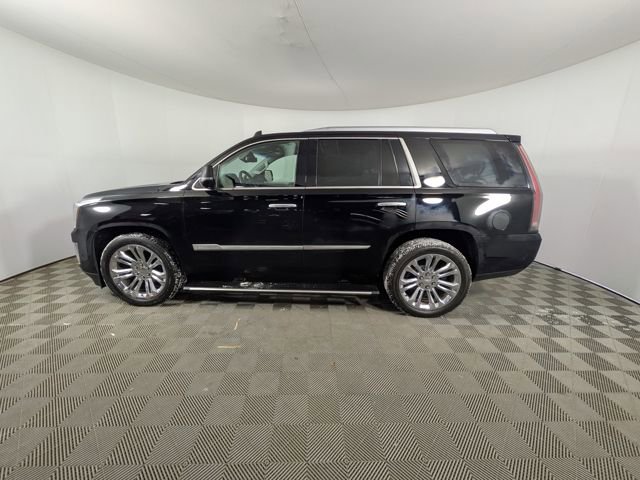 Used 2017 Cadillac Escalade Premium Luxury w/ LPO, Radiant Package image 22