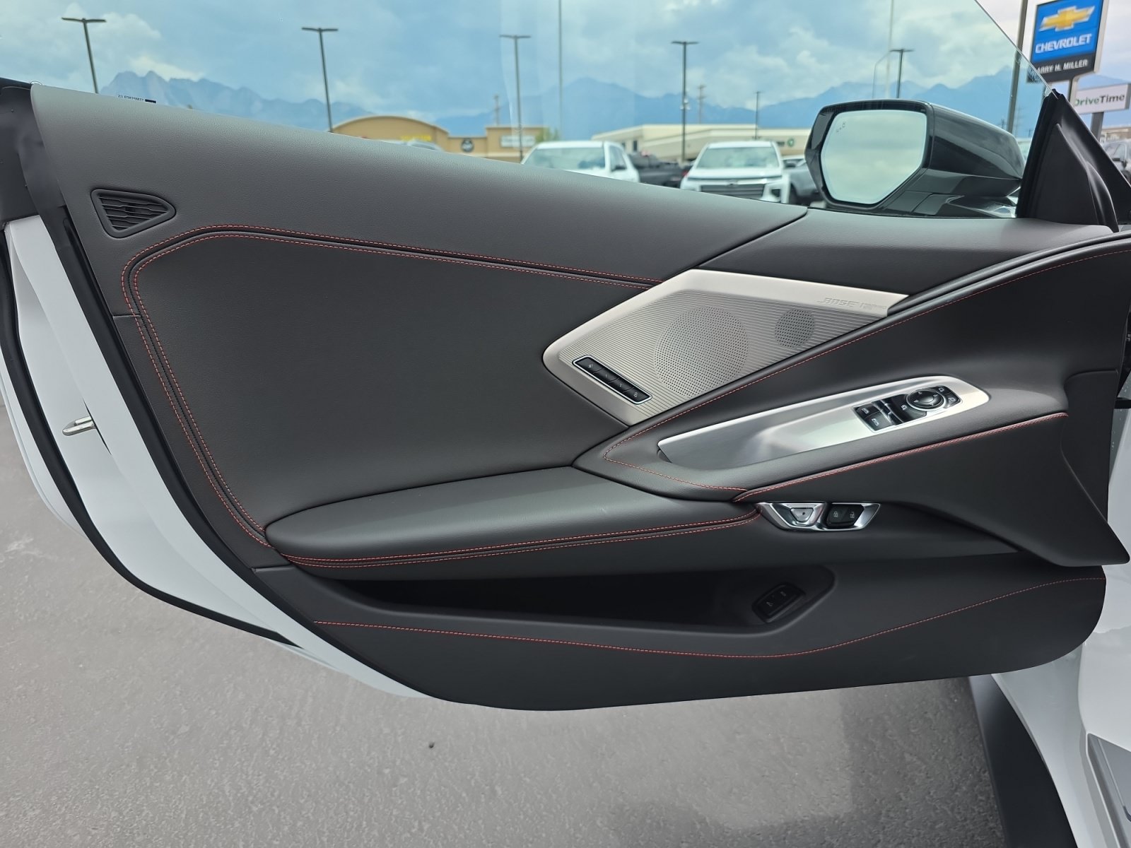 New 2027 Chevrolet Corvette Stingray Coupe w/ Z51 Performance Package RWD image 9