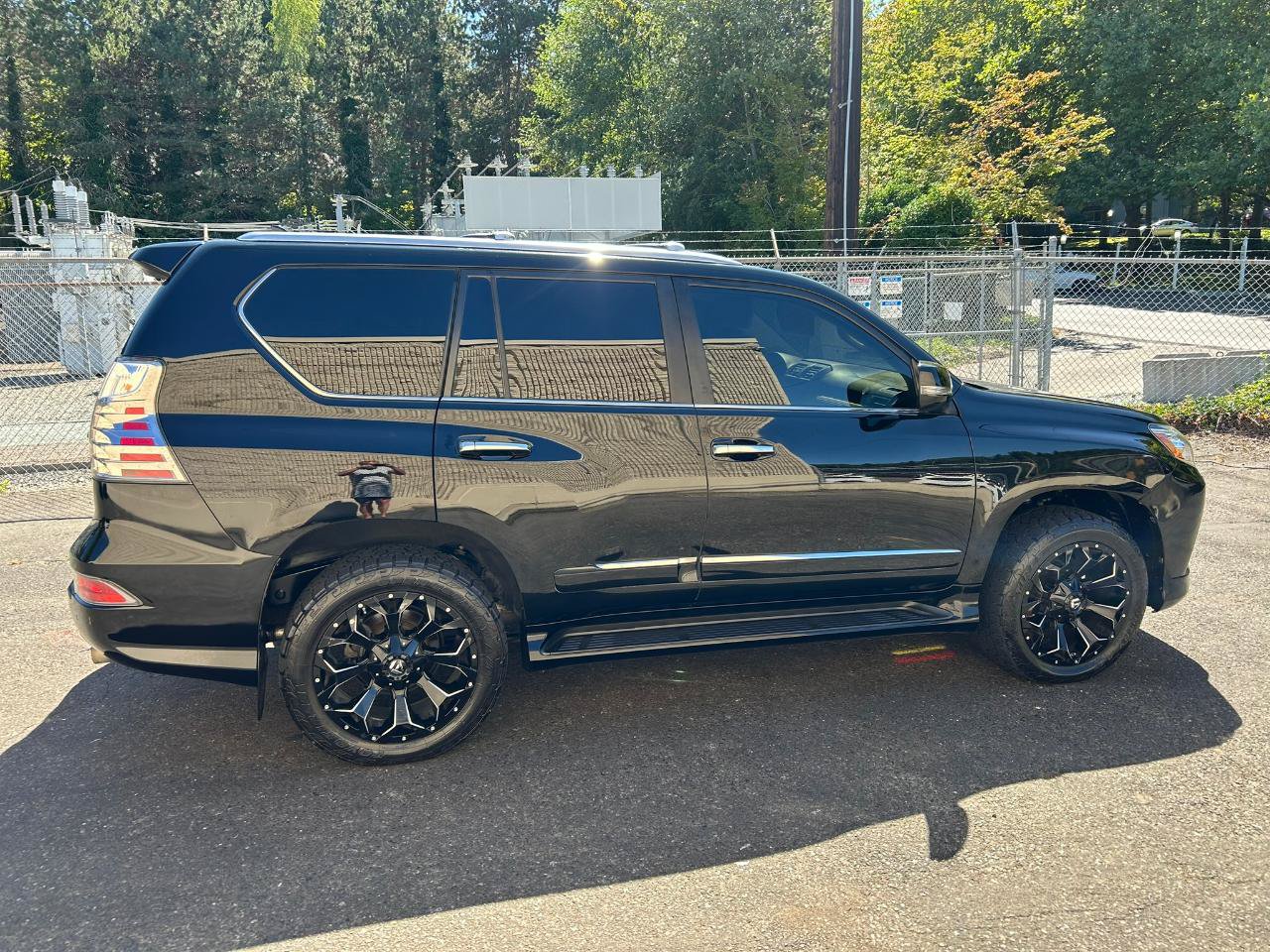 Used 2015 Lexus GX 460 Luxury AWD/4WD image 4