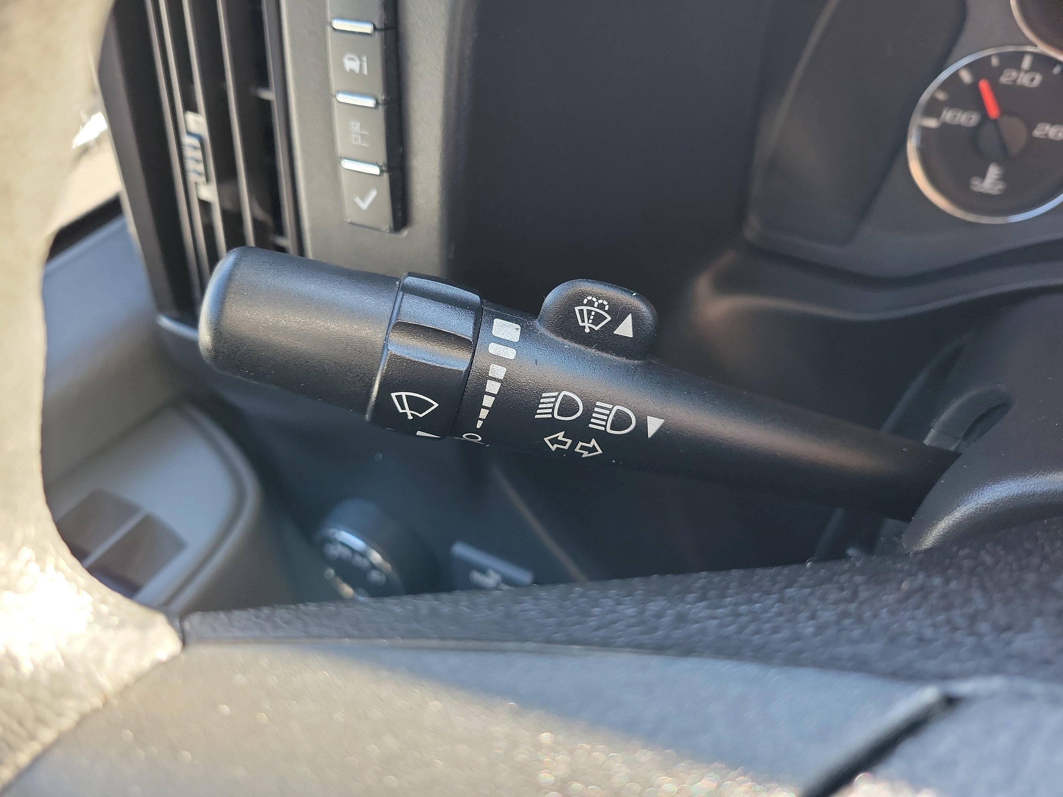 Used 2020 GMC Savana 2500 w/ Driver Convenience Package image 27