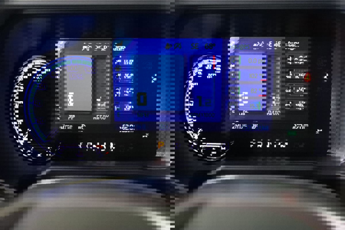 Used 2024 Ford Bronco Everglades image 51