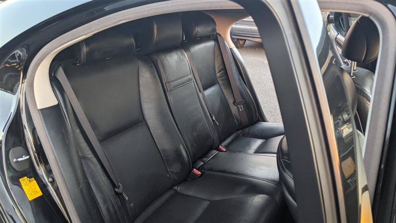 Used 2013 Lexus LS 460 AWD w/ Comfort Pkg image 37