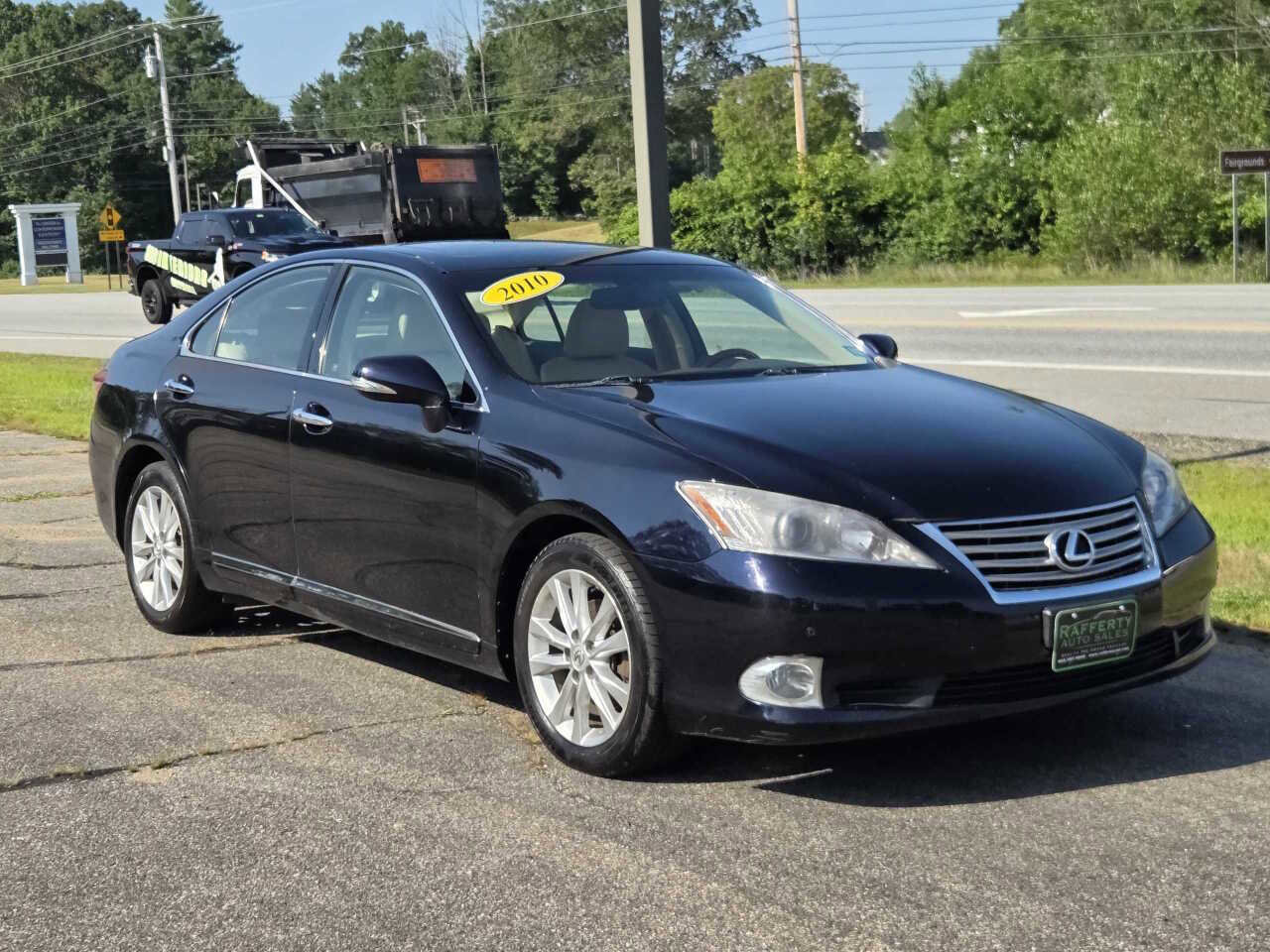 Used 2010 Lexus ES 350 image 2