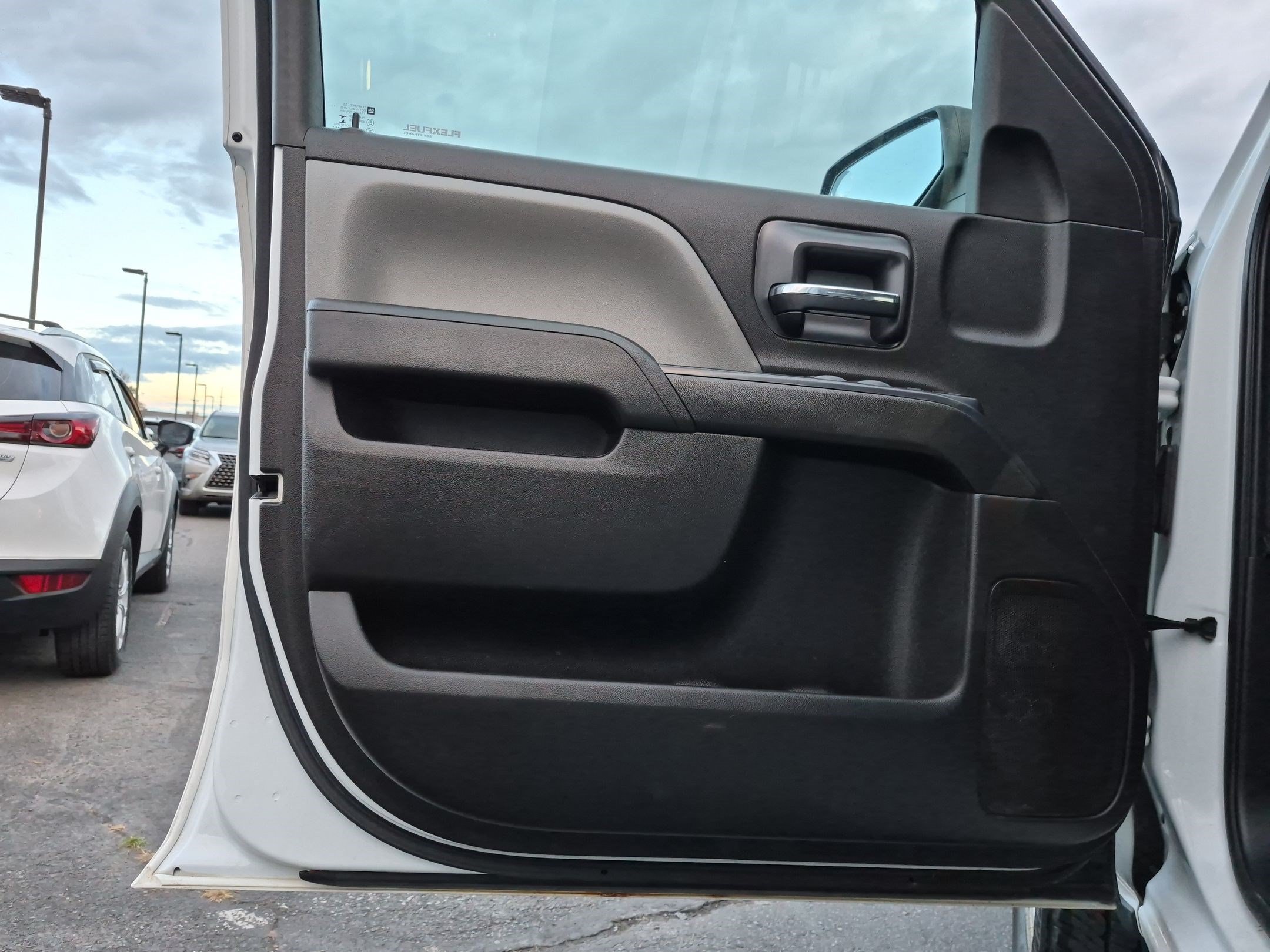 Used 2018 Chevrolet Silverado 2500 W/T w/ Snow Plow Prep Package AWD/4WD image 14