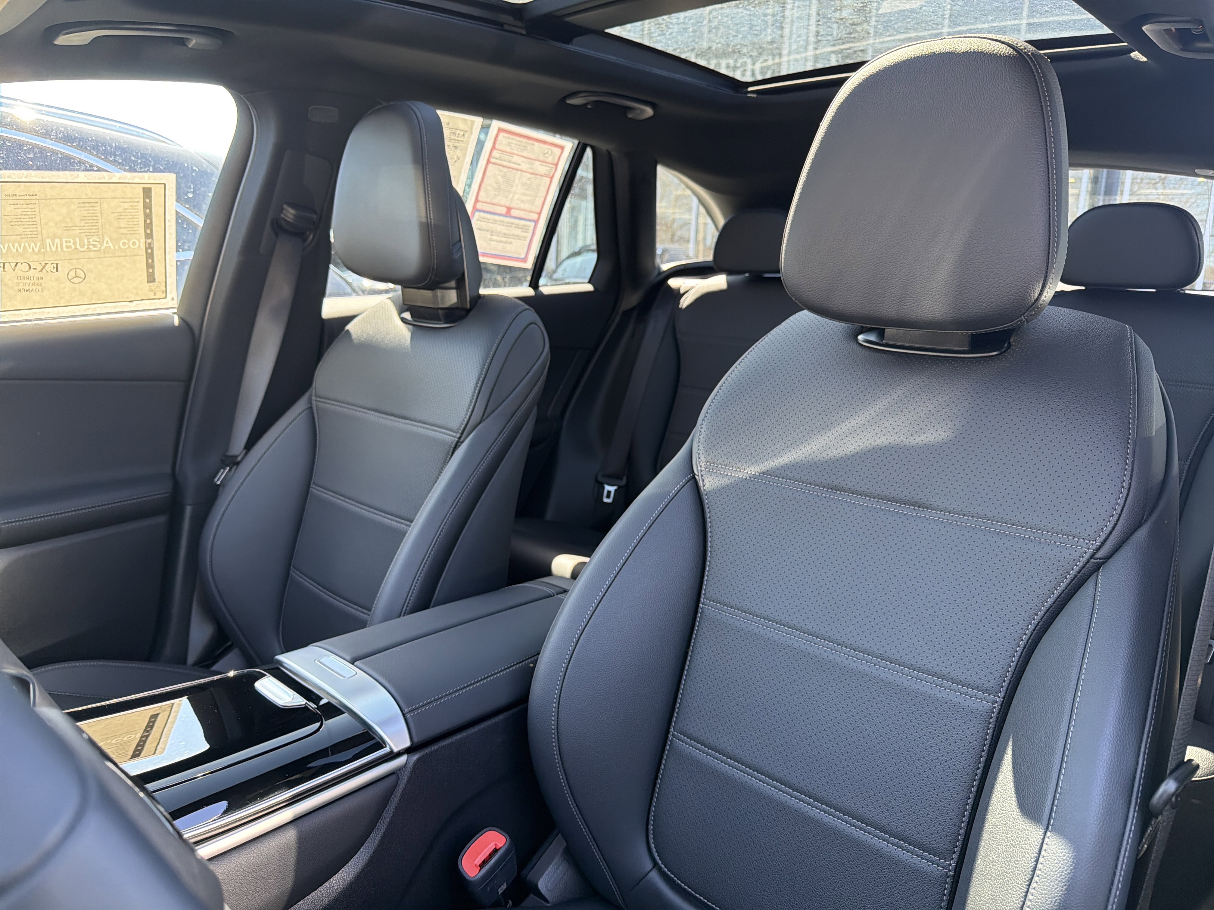 Used 2026 Mercedes-Benz GLC 300 4MATIC image 10
