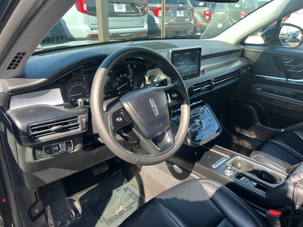 Used 2022 Lincoln Corsair FWD image 12