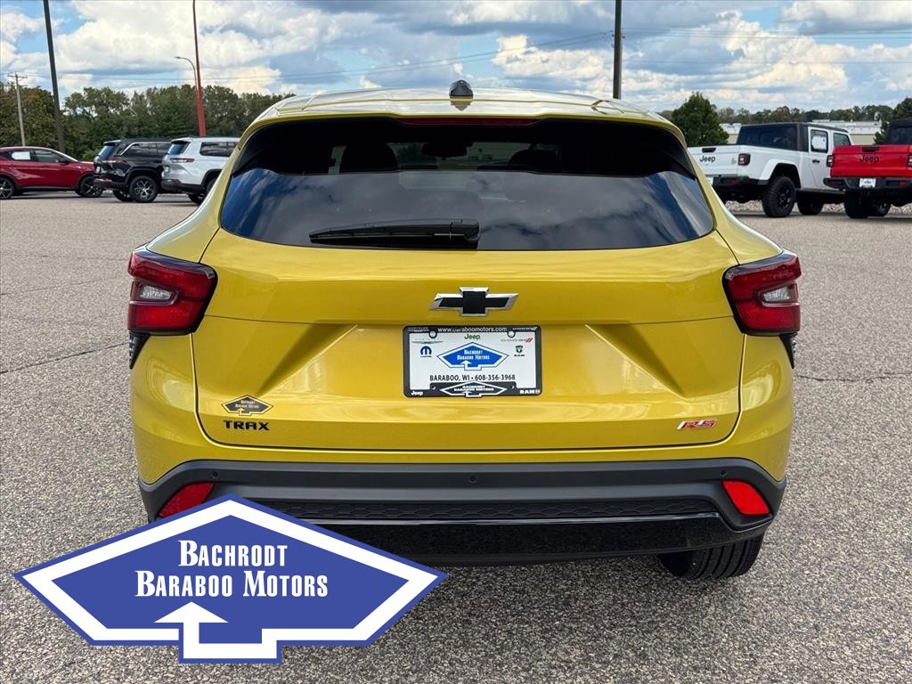 Used 2024 Chevrolet Trax RS w/ Driver Confidence Package image 6