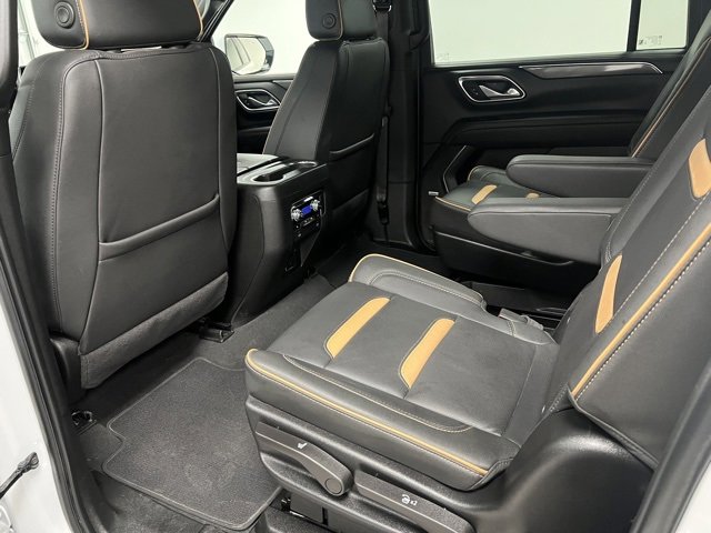 Used 2024 GMC Yukon XL AT4 image 42