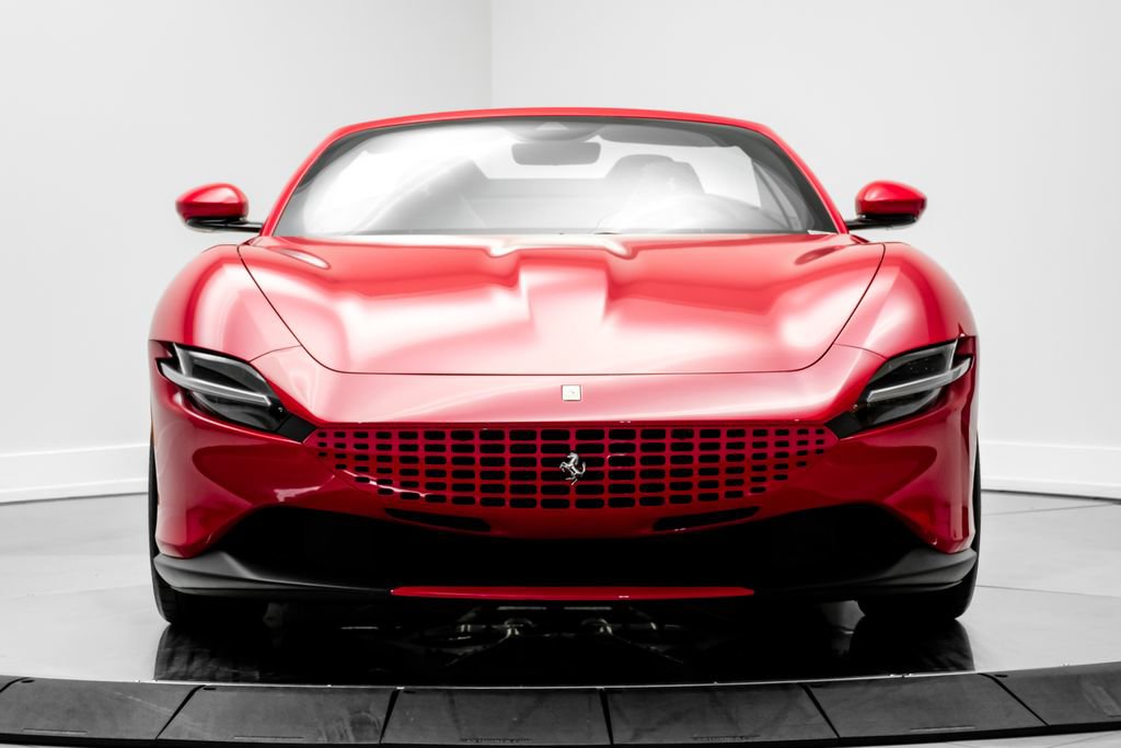 Used 2024 Ferrari Roma Spider RWD image 3