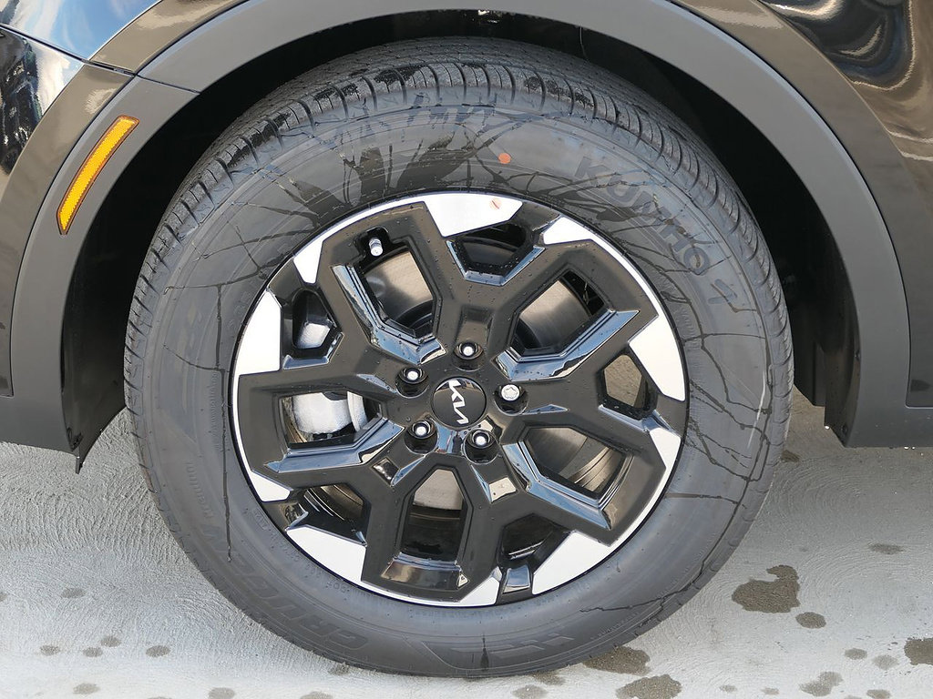 New 2026 Kia Sorento S FWD image 8