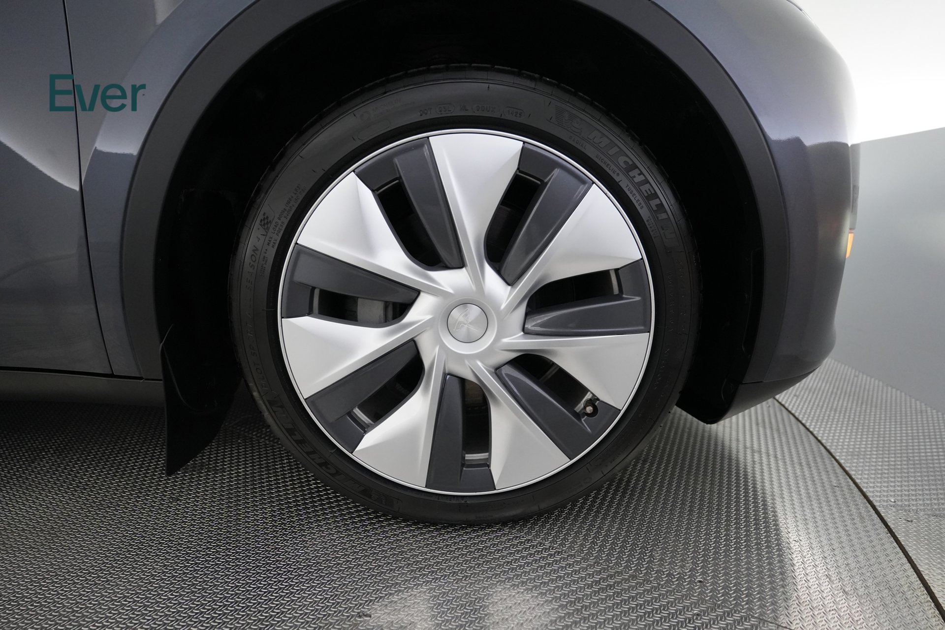 Used 2023 Tesla Model Y Long Range AWD/4WD image 20