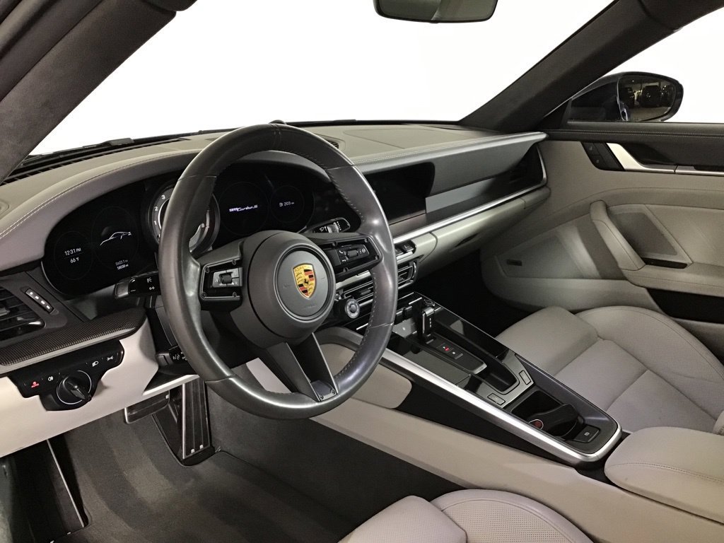 Certified 2022 Porsche 911 Turbo S AWD/4WD image 4