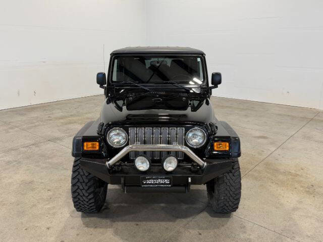 Used 2005 Jeep Wrangler Unlimited Rubicon image 4