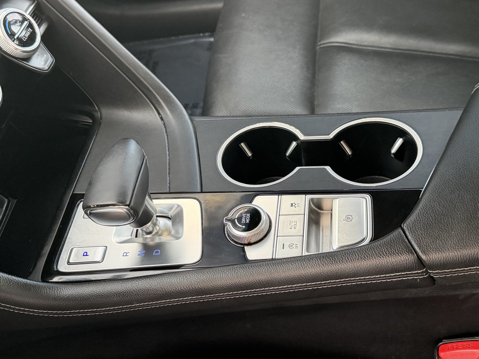 Used 2020 Genesis G70 2.0T RWD image 27
