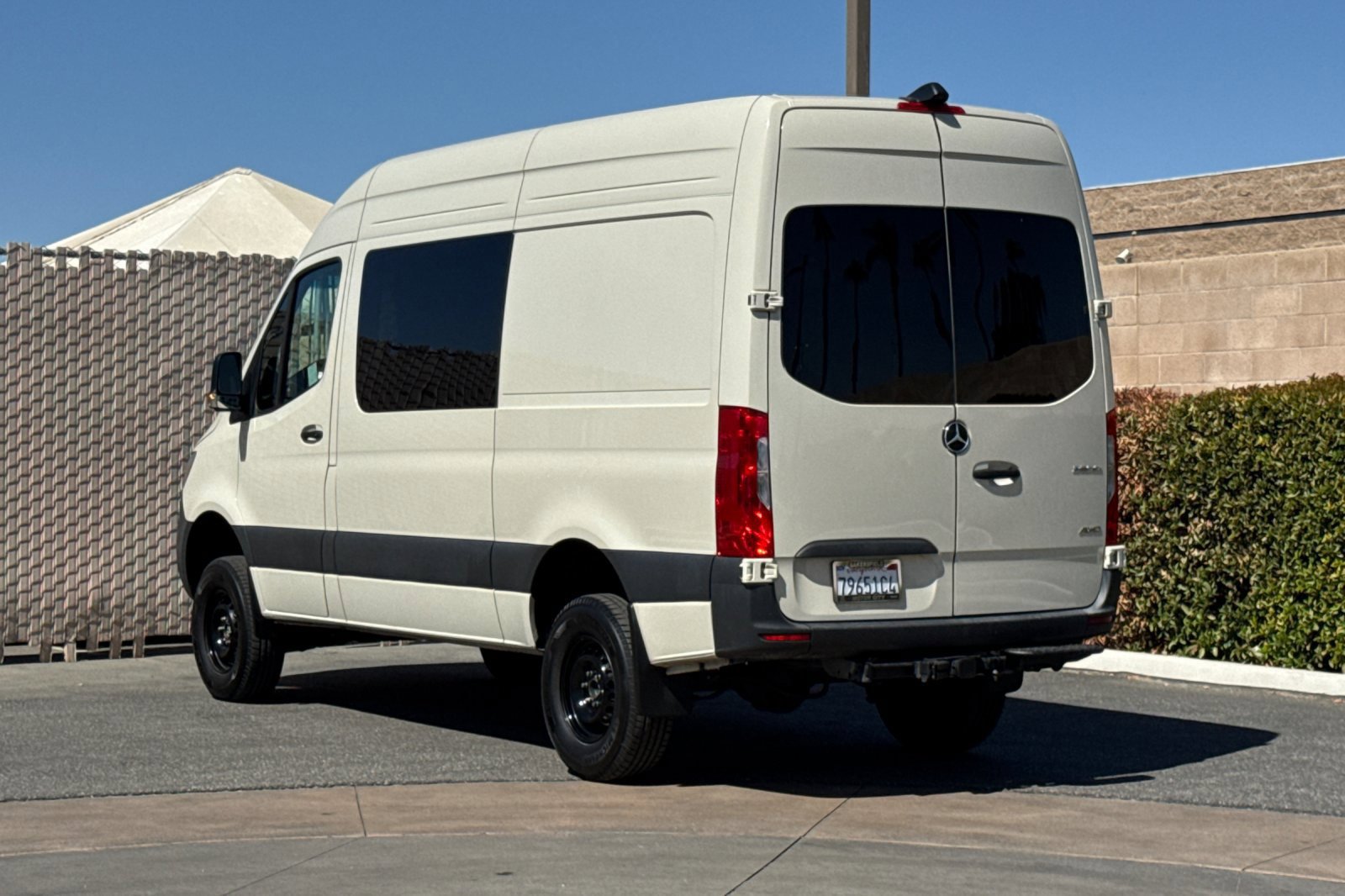 Used 2024 Mercedes-Benz Sprinter 2500 image 6