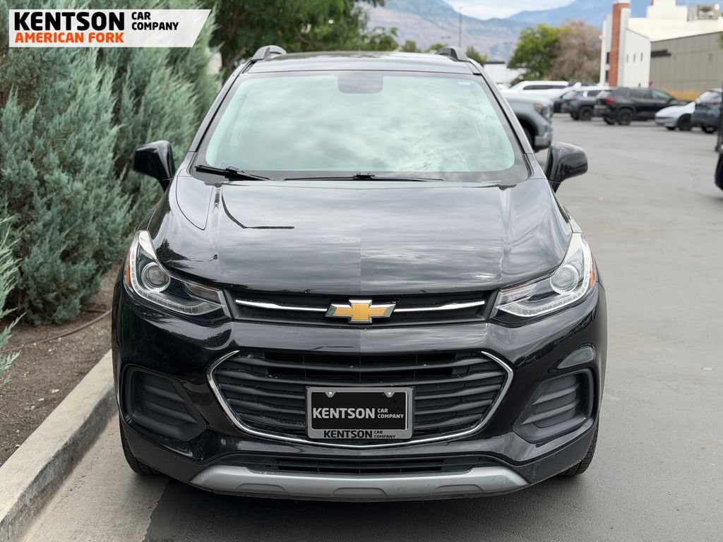 Used 2020 Chevrolet Trax LT AWD/4WD image 2