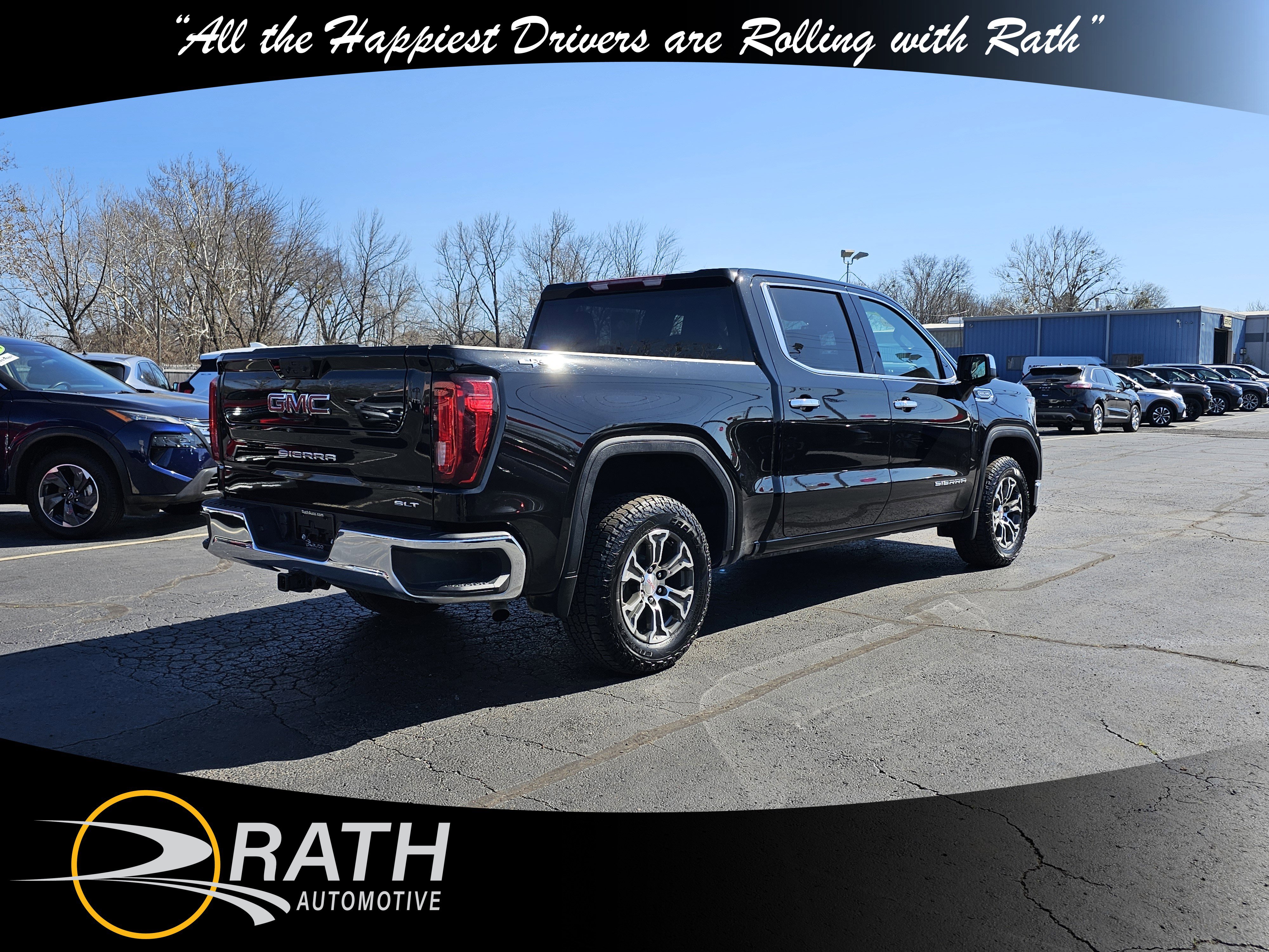 Used 2025 GMC Sierra 1500 SLT AWD/4WD image 6