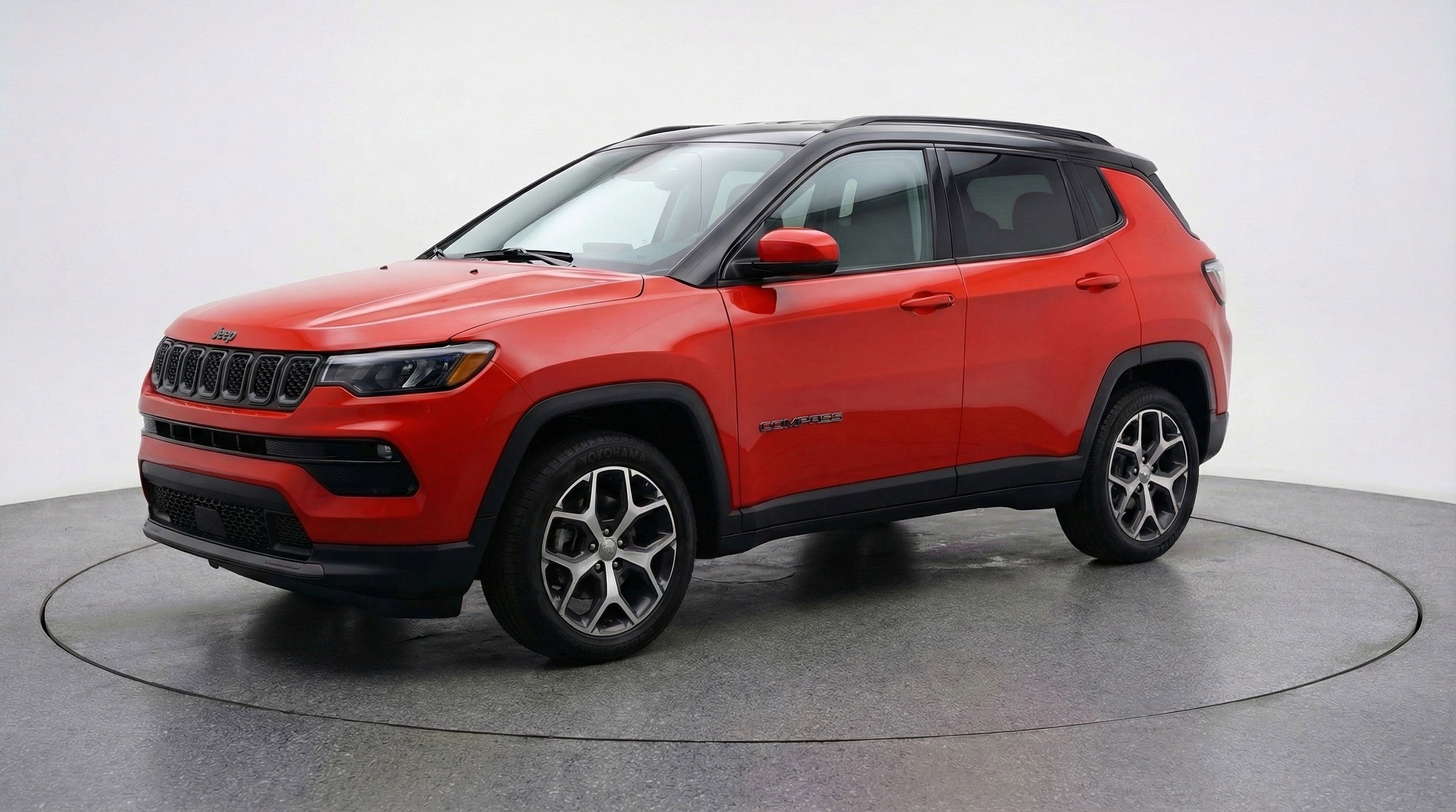 Used 2025 Jeep Compass Limited image 3