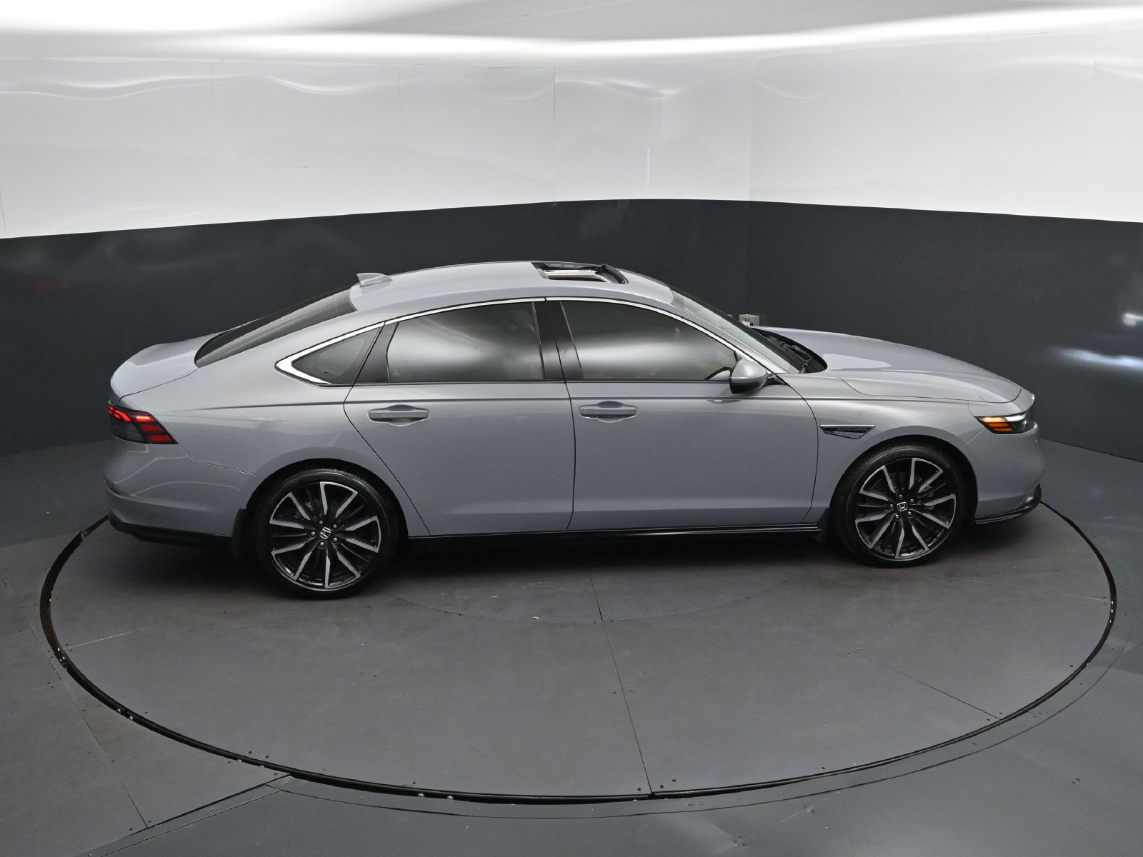 Used 2025 Honda Accord Touring image 35