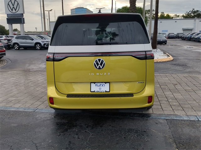 New 2025 Volkswagen ID. Buzz 1st Edition image 5