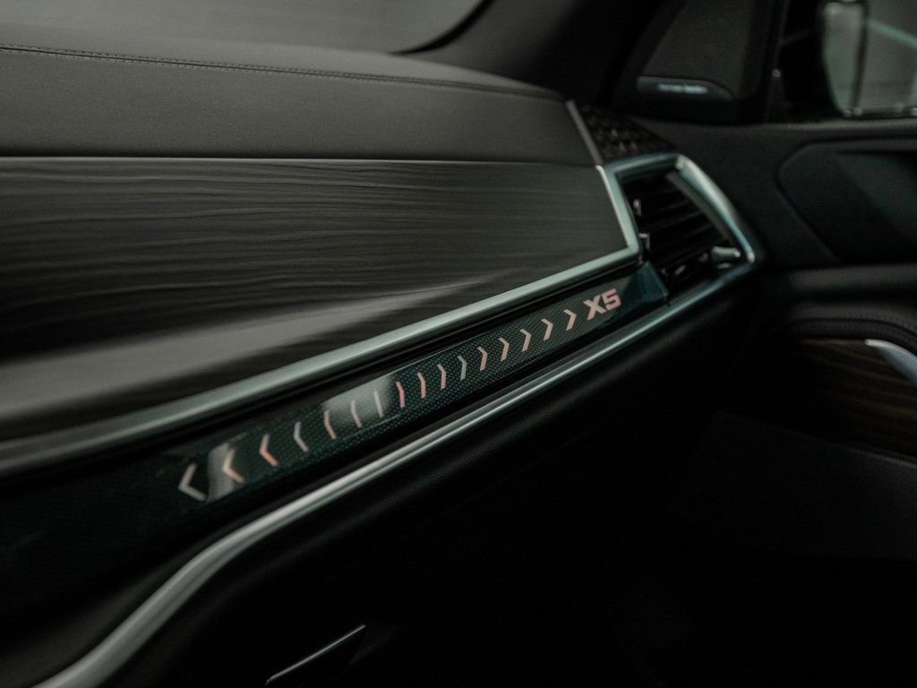 Used 2026 BMW X5 xDrive40i w/ M Sport Package image 21