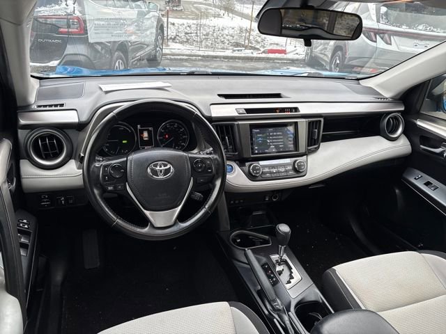 Used 2018 Toyota RAV4 XLE image 11