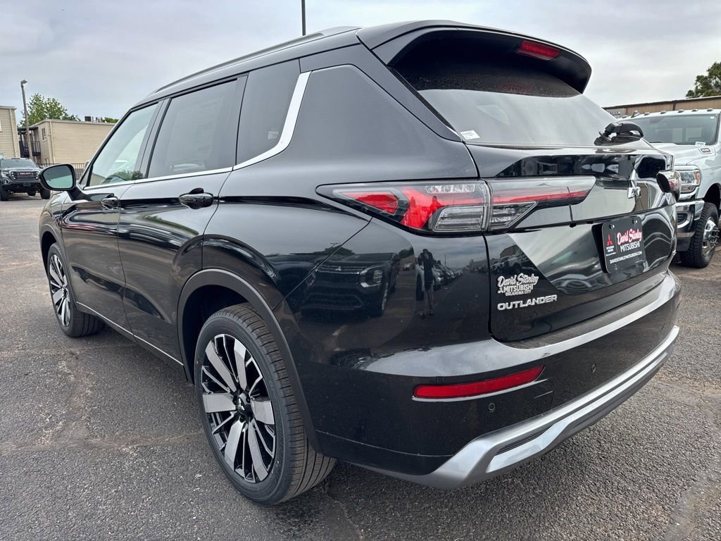 New 2026 Mitsubishi Outlander SEL FWD image 6