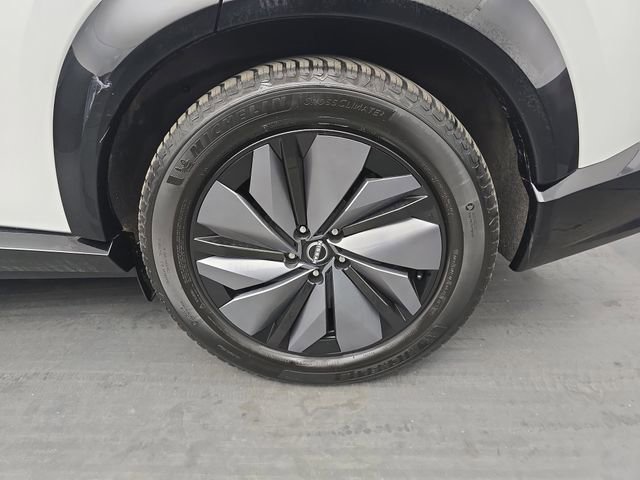 Used 2023 Nissan Ariya FWD image 17