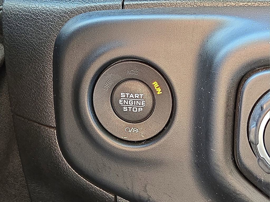 Used 2021 Jeep Wrangler Unlimited Sport image 25