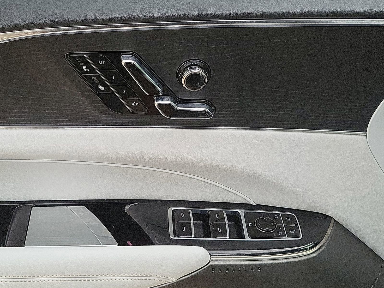 Certified 2024 Cadillac Lyriq Luxury w/ LPO, Floor Liner Package image 23