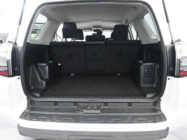 Used 2024 Toyota 4Runner TRD Off-Road image 8