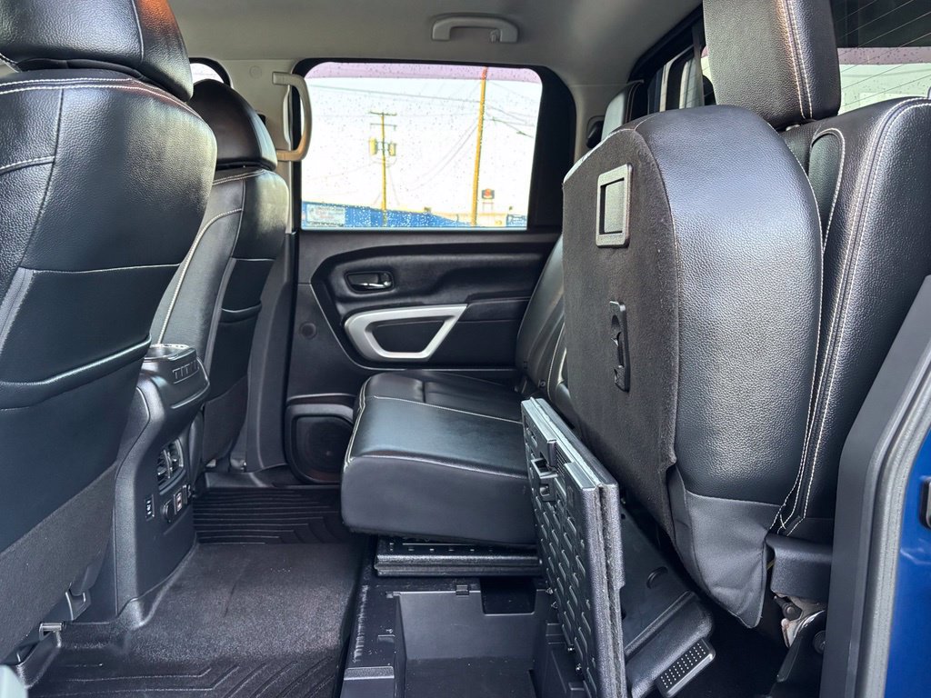 Used 2019 Nissan Titan PRO-4X AWD/4WD image 22