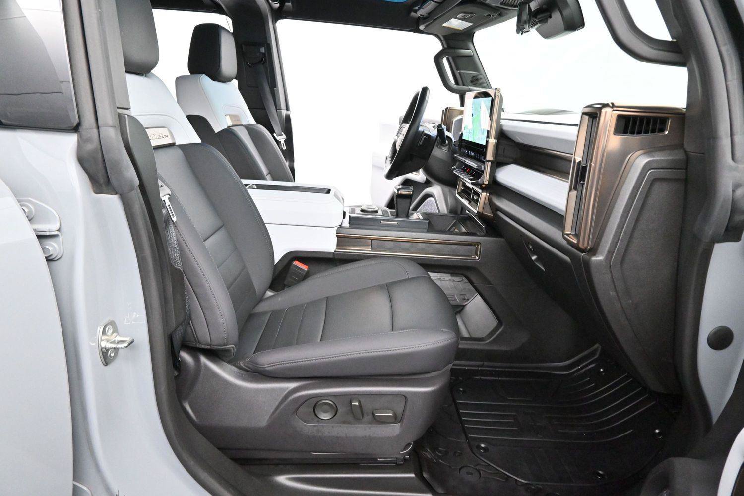 Used 2024 GMC Hummer EV 3X AWD/4WD image 36
