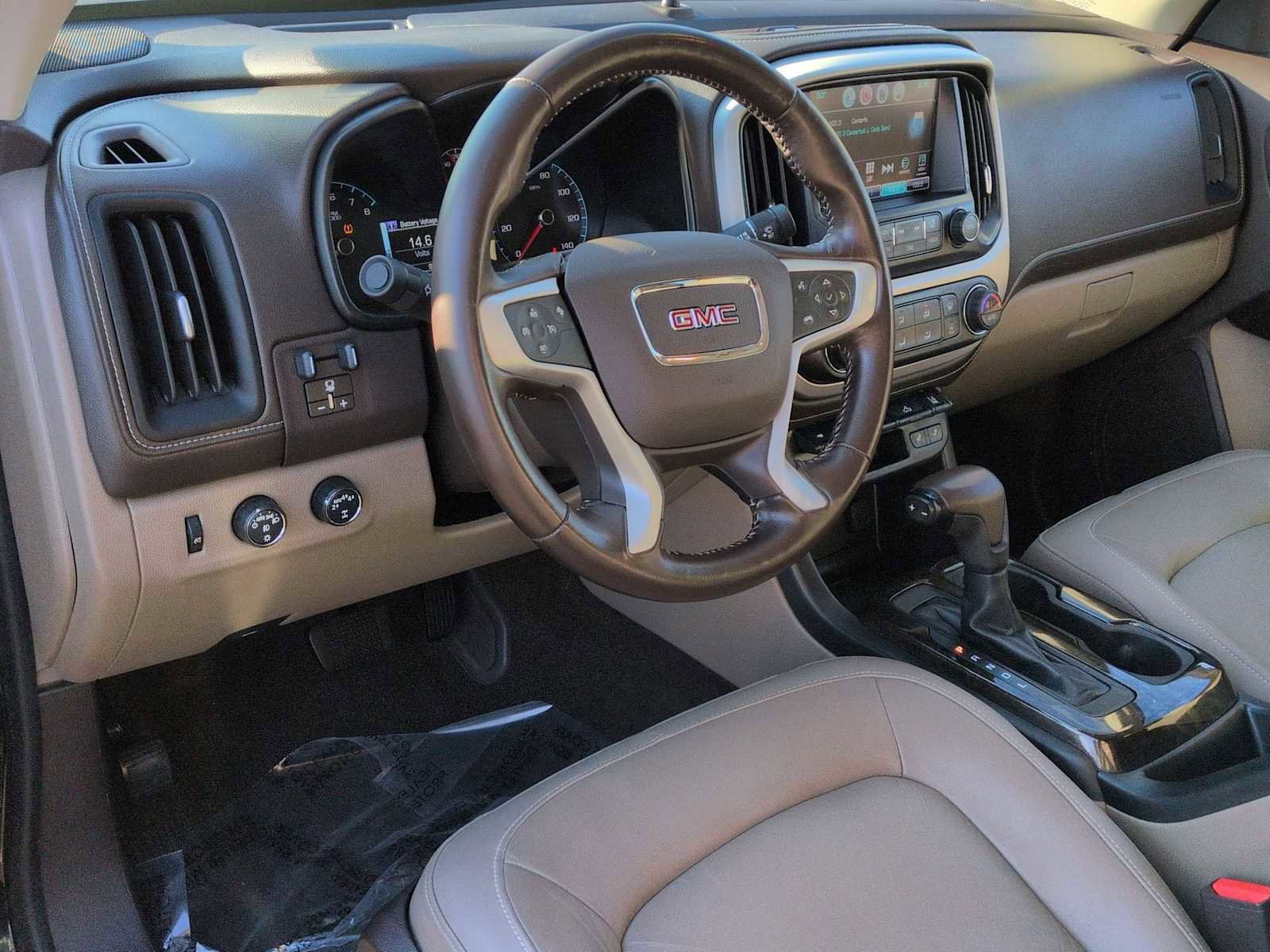Used 2017 GMC Canyon SLT w/ Driver Alert Package image 16