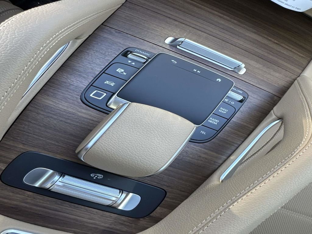 New 2026 Mercedes-Benz GLS 580 4MATIC image 26