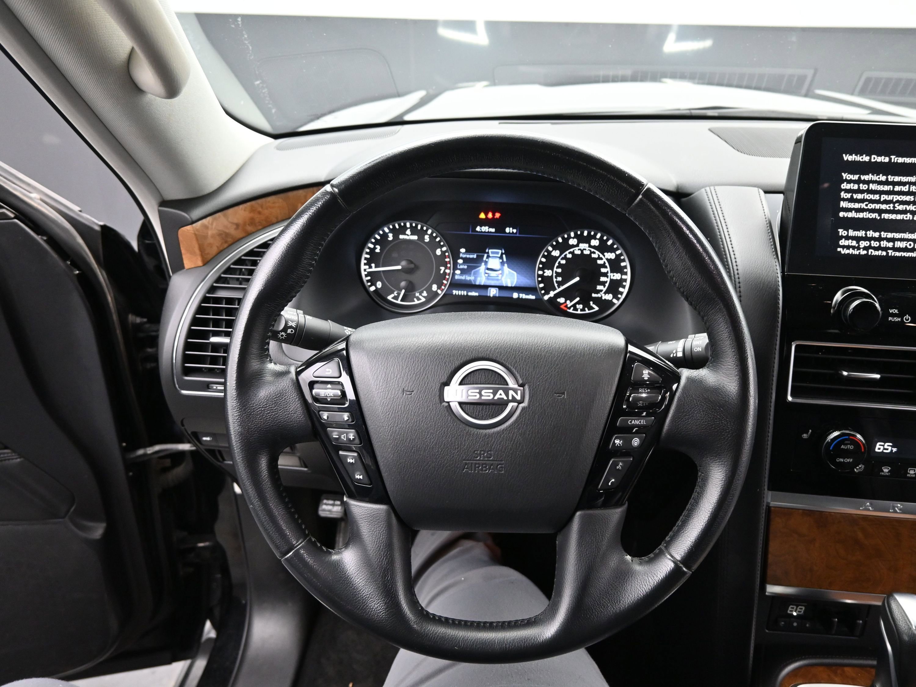 Used 2022 Nissan Armada SL image 16