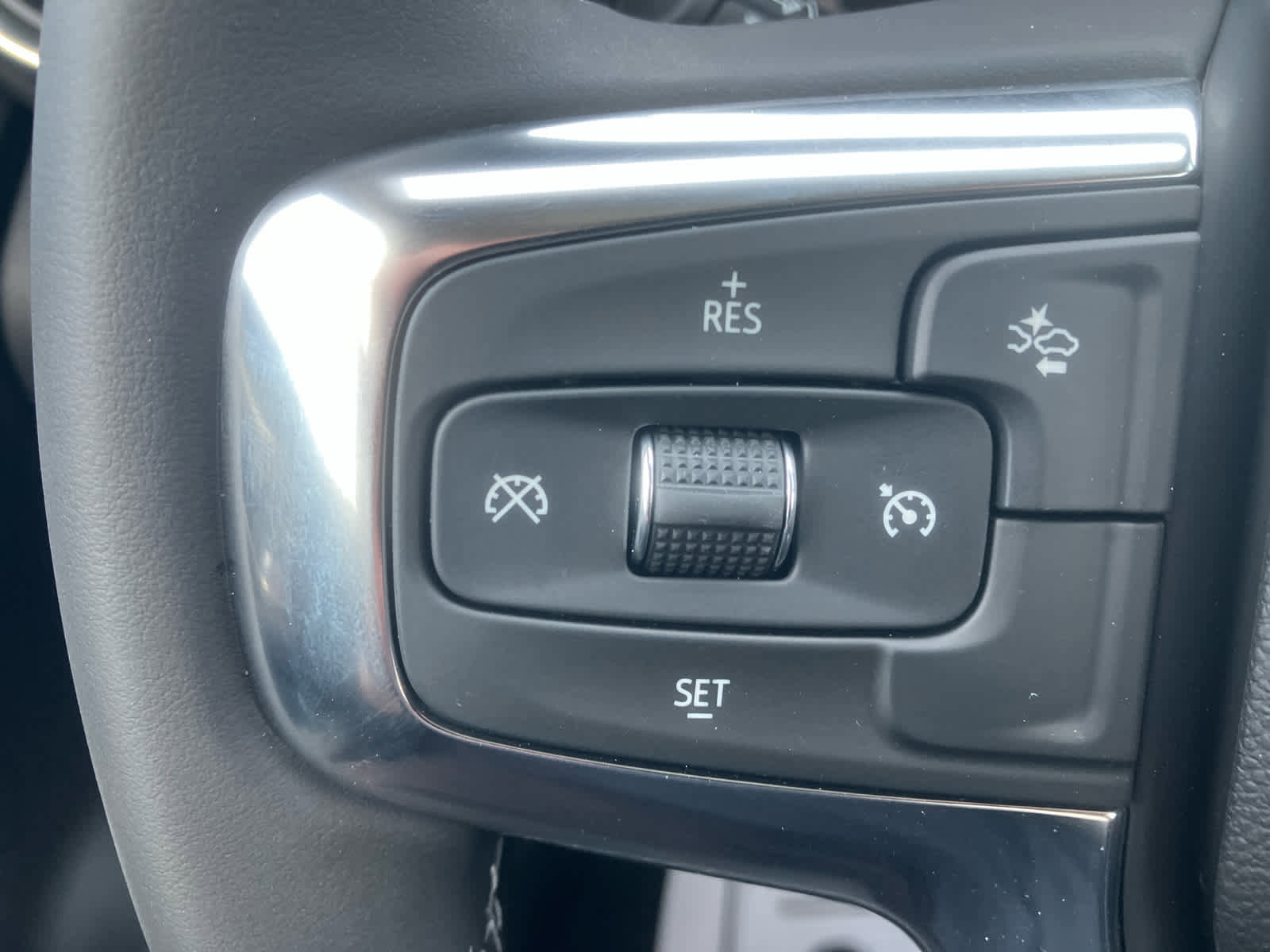 New 2026 Chevrolet Blazer LT w/ Sound & Technology Package AWD/4WD image 18