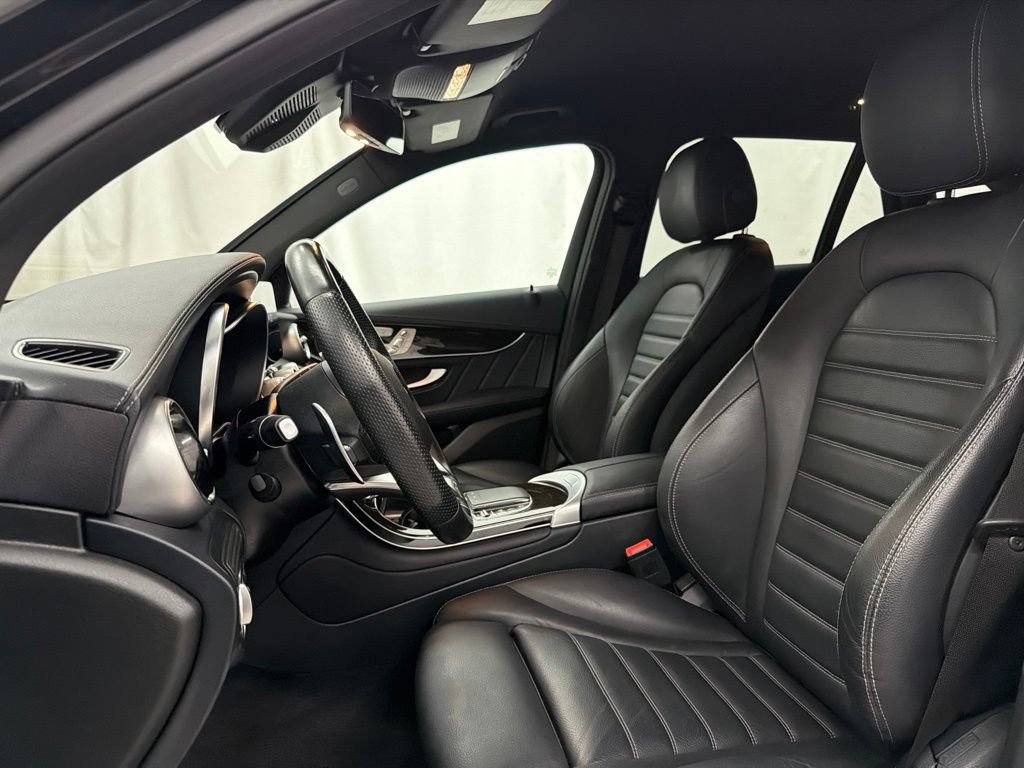 Certified 2022 Mercedes-Benz GLC 43 AMG 4MATIC image 15