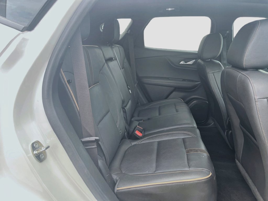 Used 2022 Chevrolet Blazer Premier w/ Enhanced Convenience Package AWD/4WD image 28