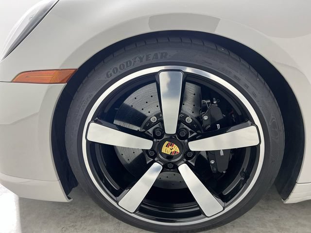 Used 2025 Porsche 911 Turbo AWD/4WD image 30