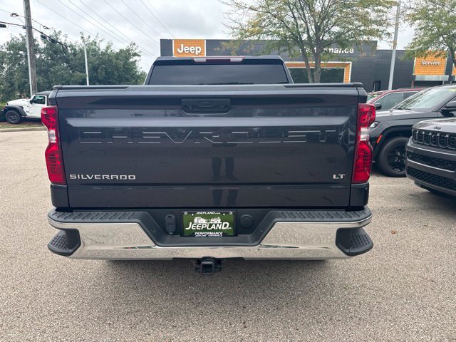 Used 2022 Chevrolet Silverado 1500 LT AWD/4WD image 4