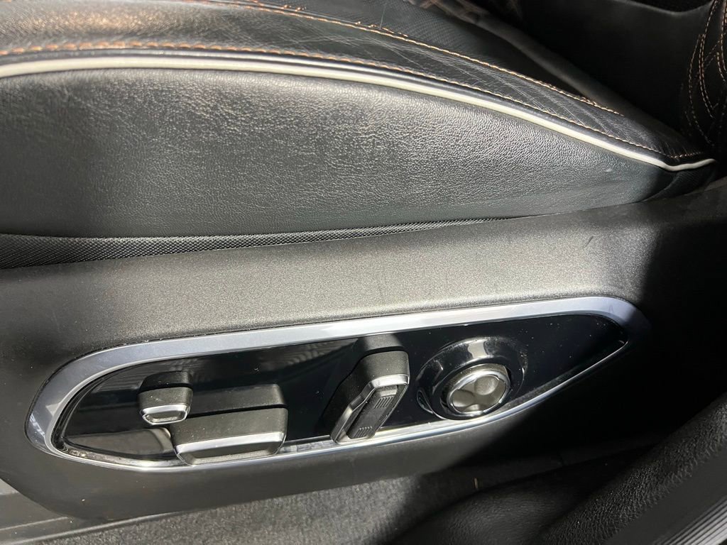 Used 2023 Jeep Grand Cherokee L Summit w/ High Altitude Package AWD/4WD image 25