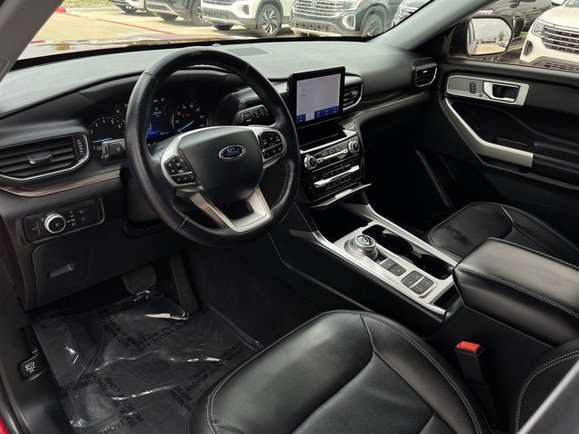 Used 2021 Ford Explorer Limited w/ Equipment Group 301A image 10