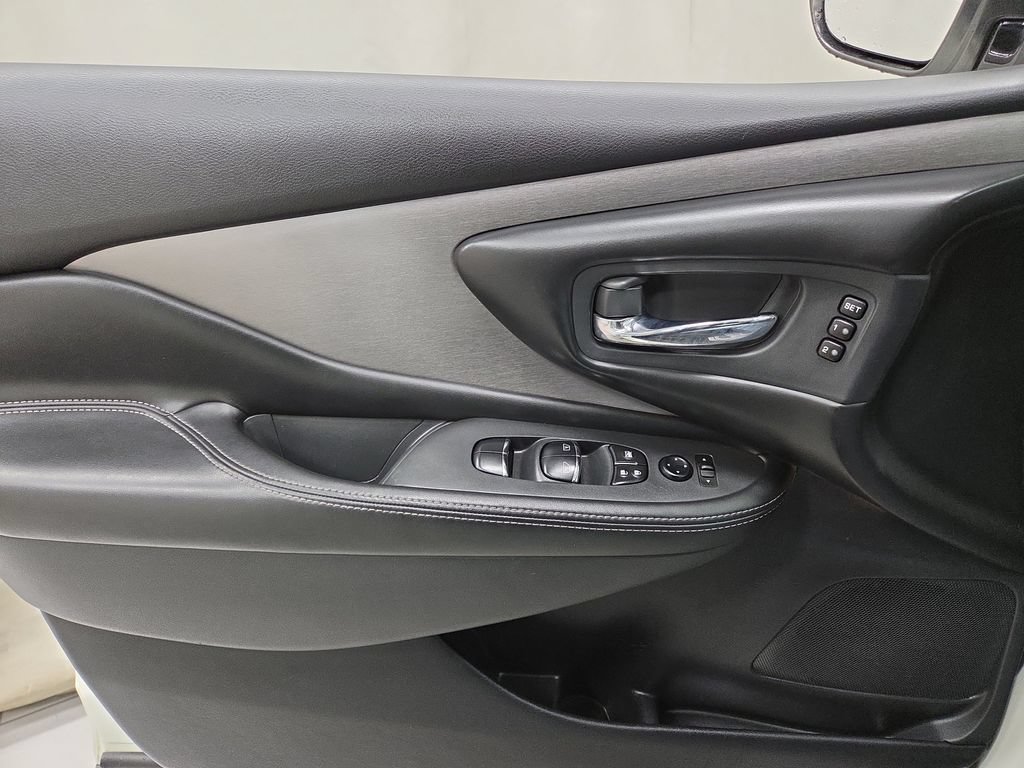 Used 2020 Nissan Murano SL w/ Moonroof Package AWD/4WD image 22