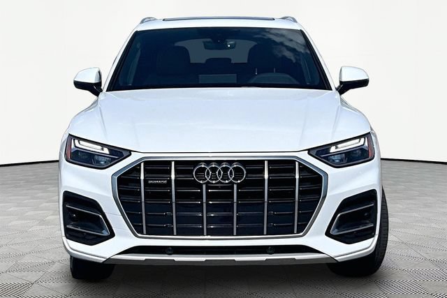 Used 2023 Audi Q5 Premium Plus w/ Premium Plus Package AWD/4WD image 3