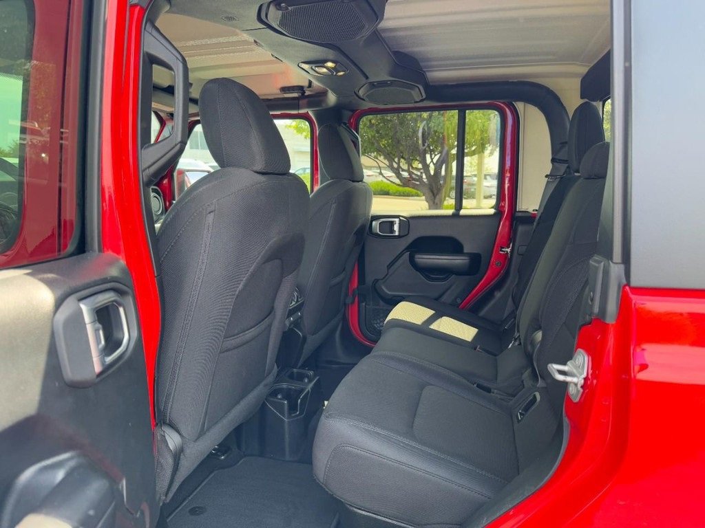 Used 2020 Jeep Gladiator Sport w/ Quick Order Package 24S image 10