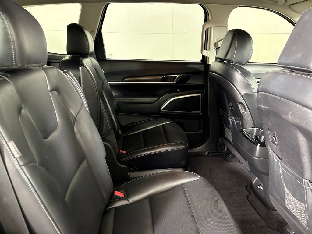 Used 2023 Kia Telluride S AWD/4WD image 17