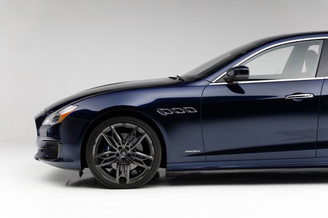 Used 2020 Maserati Quattroporte S GranSport image 37